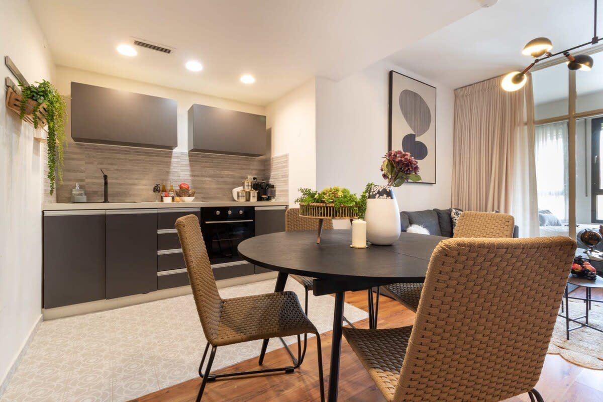 gj1mq1y3ryuq3nztwizh