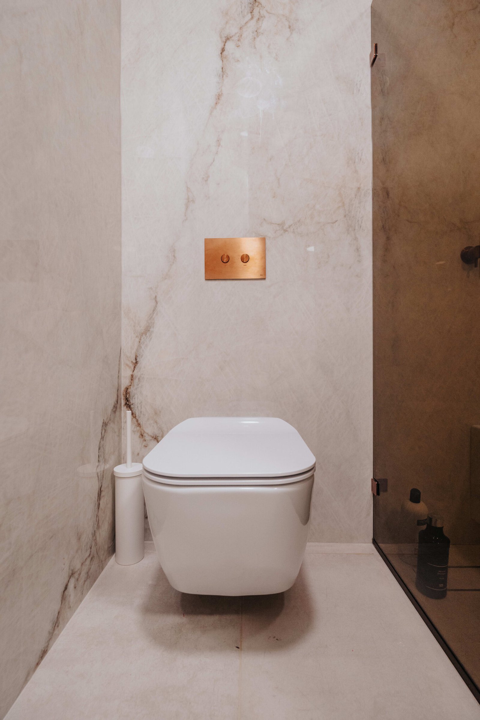 olozsmn489rfv04y6gnh